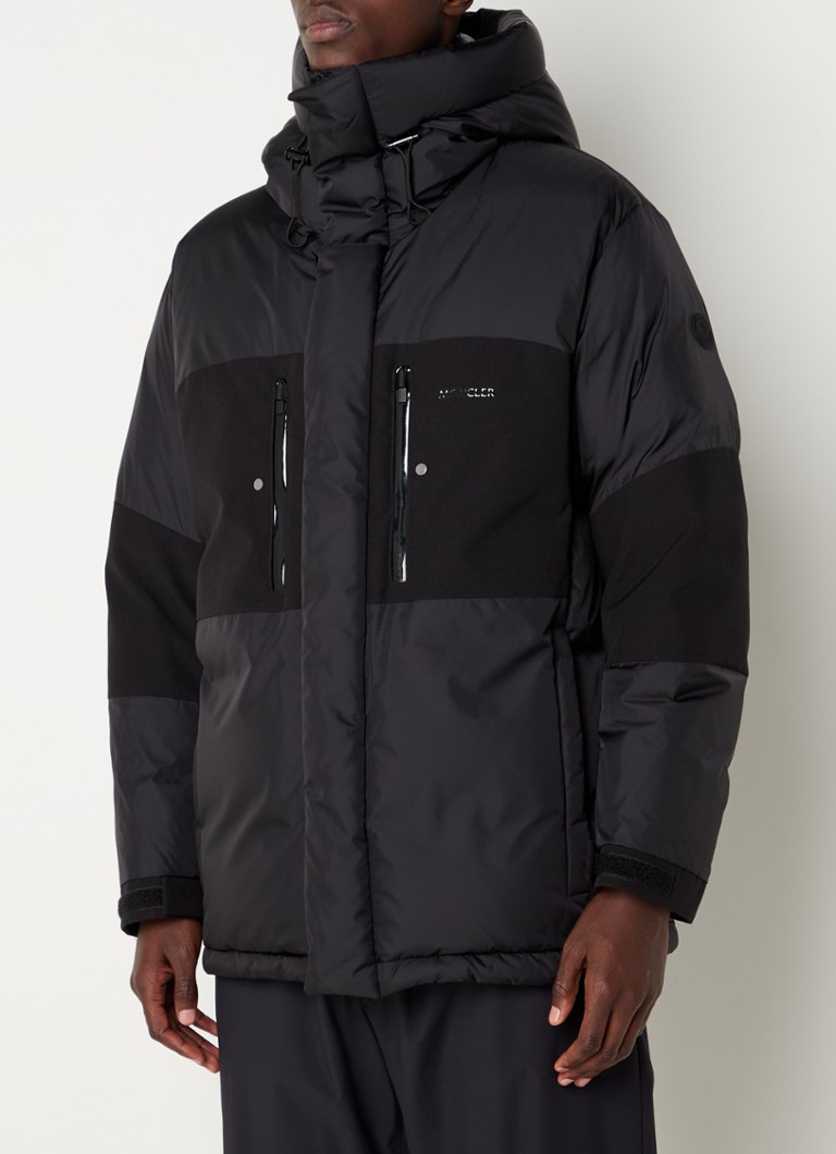 Moncler - Bodri puffer jacket met donsvulling en logo - Zwart