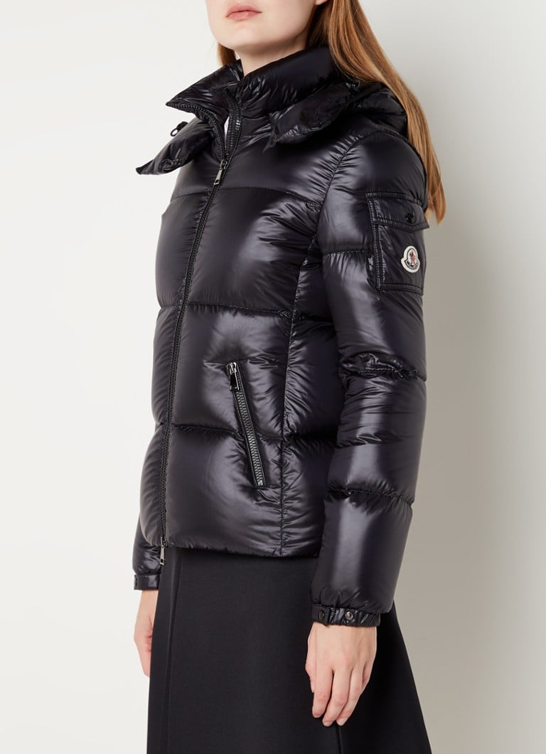 hooi tiener Guggenheim Museum Moncler Fourmine puffer jack met donsvulling en afneembare capuchon • Zwart • de Bijenkorf hooi tiener Guggenheim Museum Moncler Fourmine puffer jack met donsvulling en afneembare capuchon • Zwart • de Bijenkorf