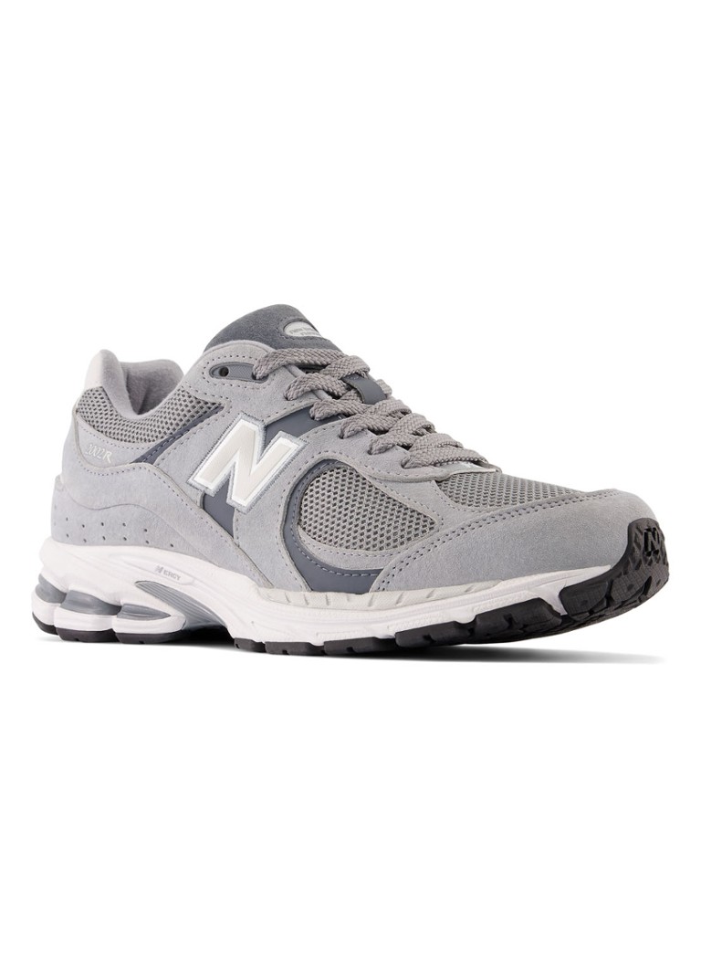 New Balance 2002R sneaker met suède details • Grijs • de Bijenkorf