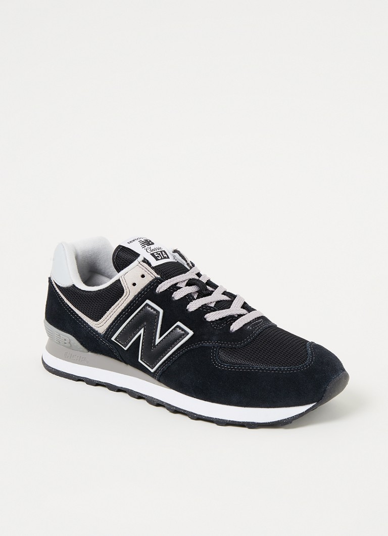New Balance 574 sneaker met suède details • Zwart • de Bijenkorf