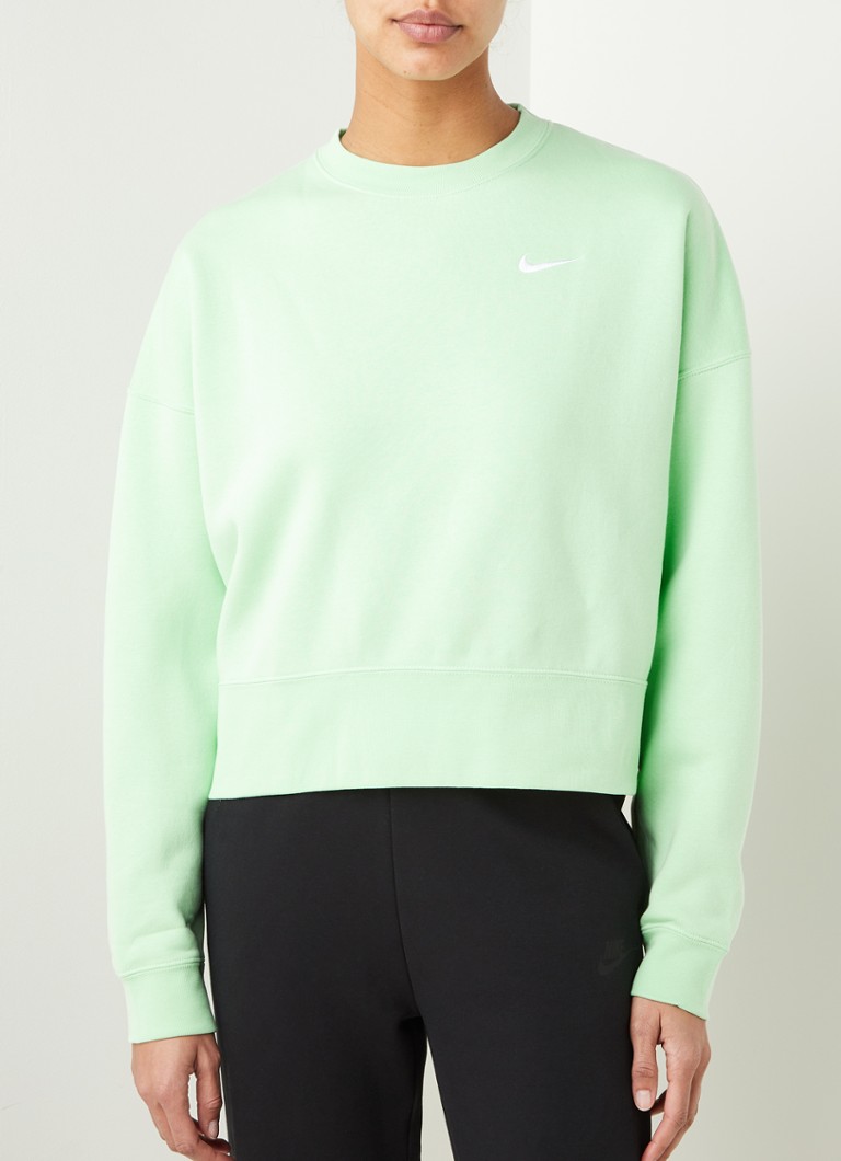 Nike - Essential cropped sweater met logo - Groen