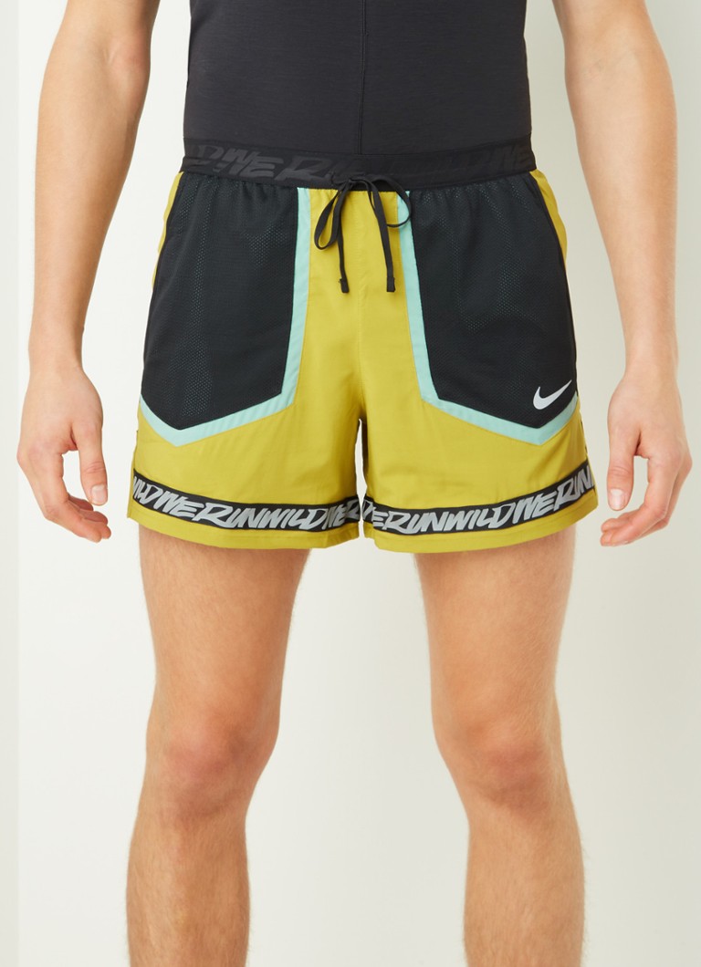short nike flex stride wild run