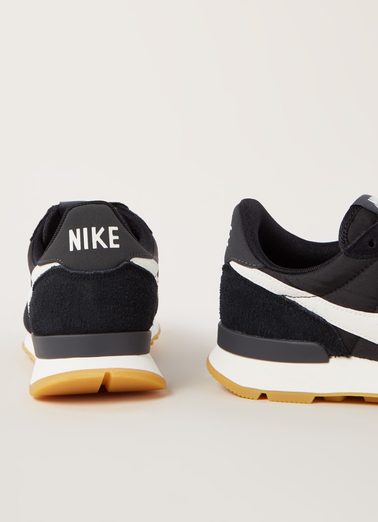 Menda City Reflectie Hover Nike Internationalist sneaker met suède details • Zwart • de Bijenkorf