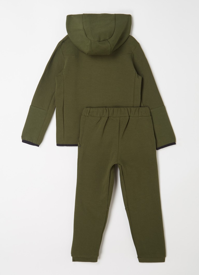 legergroen nike pak