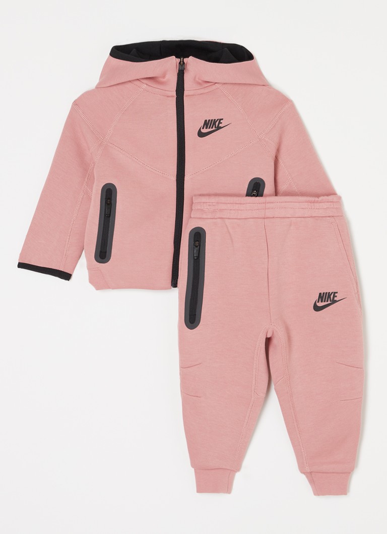 trainingspak nike tech fleece