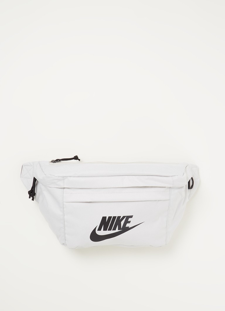 Kreta token Bedrog Nike Tech heuptas met logo • Gebroken wit • de Bijenkorf