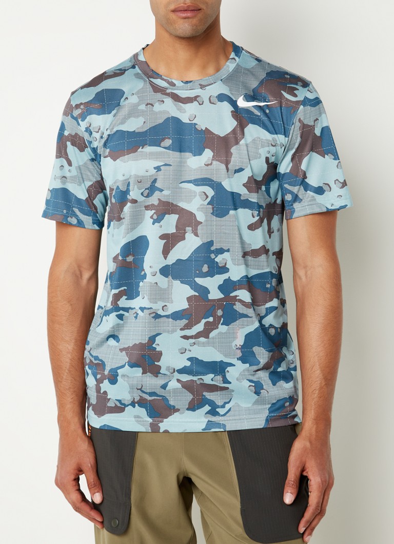 Nike - Trainings T-shirt met camouflageprint en Dri-FIT  - Mint