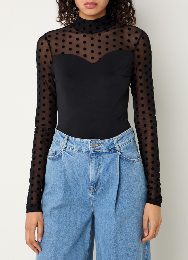 NIKKIE - Hailin semi-transparante top met stippenprint - Zwart