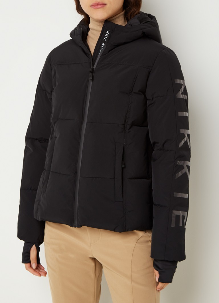 Wrijven Middelen Vader NIKKIE Ski-jas met logo en ritszakken • Zwart • de Bijenkorf