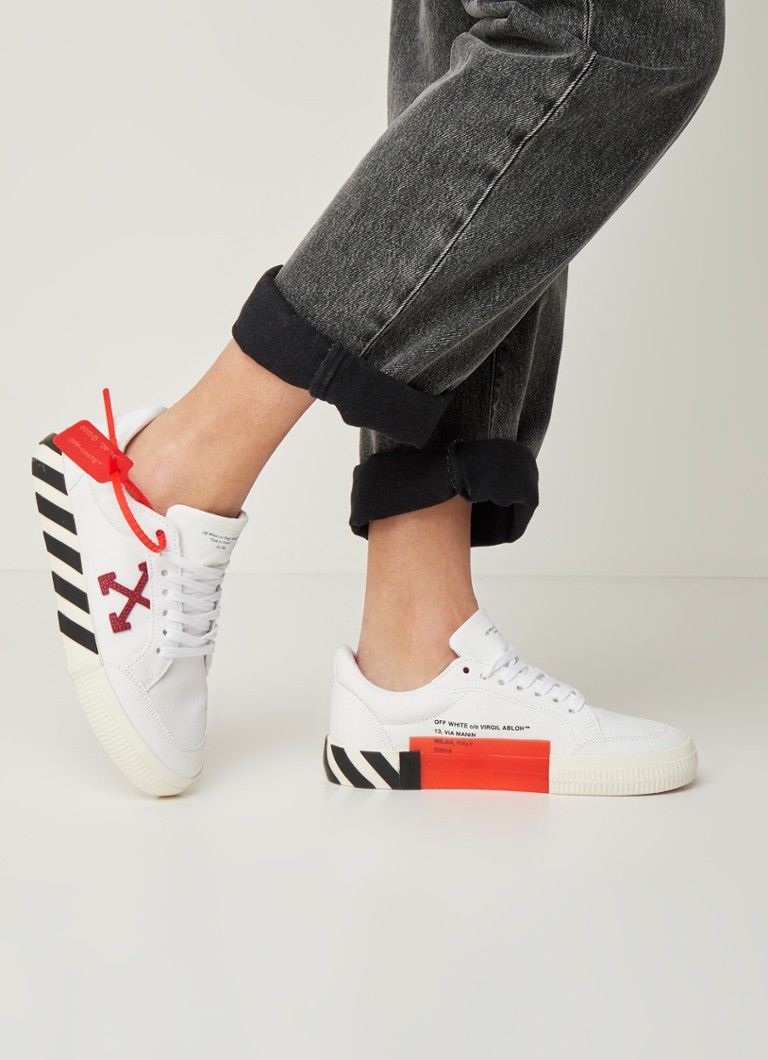 off white schoenen bijenkorf