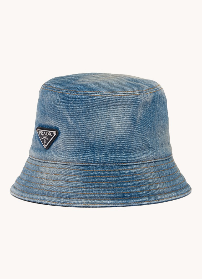 ergens Kreek overhandigen Prada Bucket hoed van denim met logo • Lichtblauw • de Bijenkorf