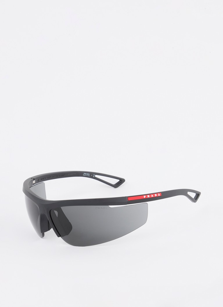 Prada Linea Rossa Sport zonnebril PSA02S • Zwart • de Bijenkorf