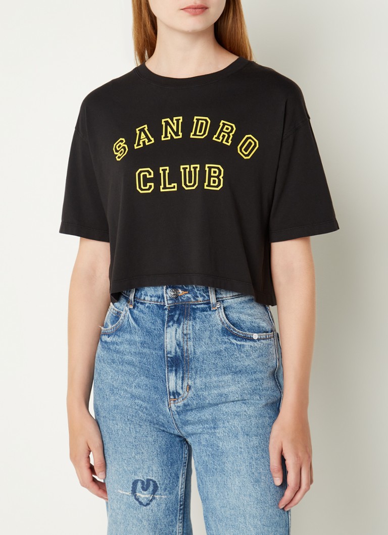 Sandro - Cropped T-shirt met logoprint - Zwart