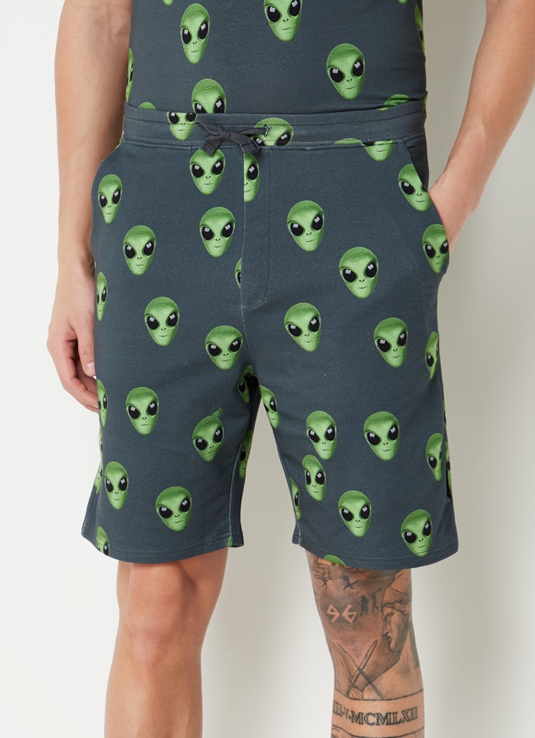 Derbevilletest prototype Afwijking Snurk Aliens pyjamabroek van biologisch katoen met print • Olijfgroen • de Bijenkorf Derbevilletest prototype Afwijking Snurk Aliens pyjamabroek van biologisch katoen met print • Olijfgroen • de Bijenkorf