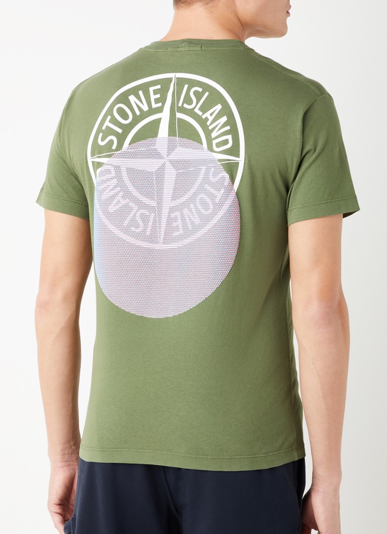 Stone Island - 2NS94 T-shirt met logo- en backprint - Olijfgroen