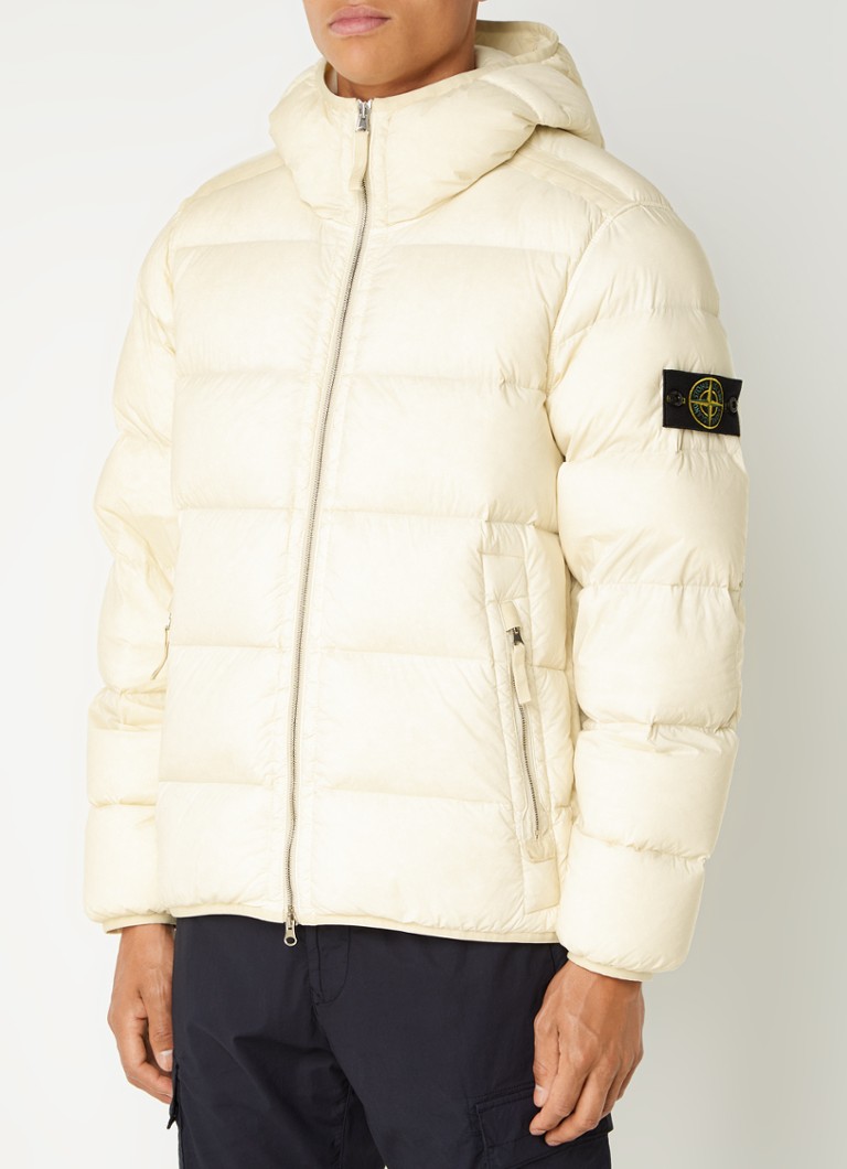 Stone Island 43728 Puffer Jack Met Logo Met Donsvullling • Ivoor • De