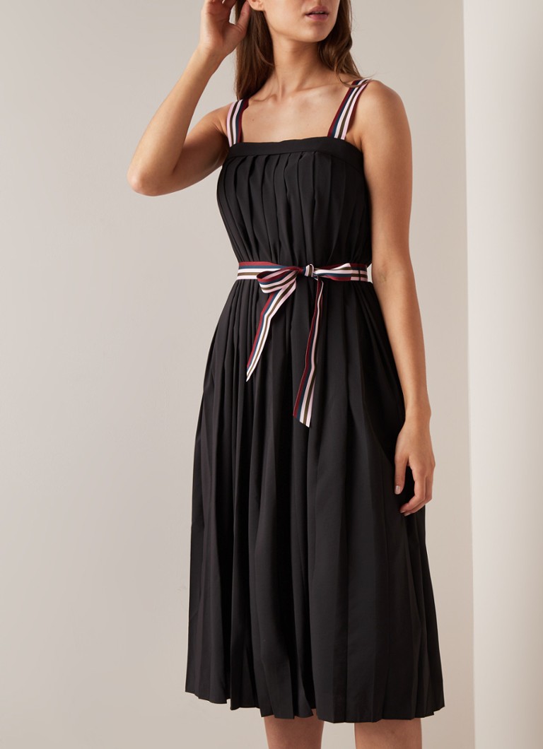 Ted Baker - Pleatzi midi-jurk met plooien en strikceintuur - Zwart