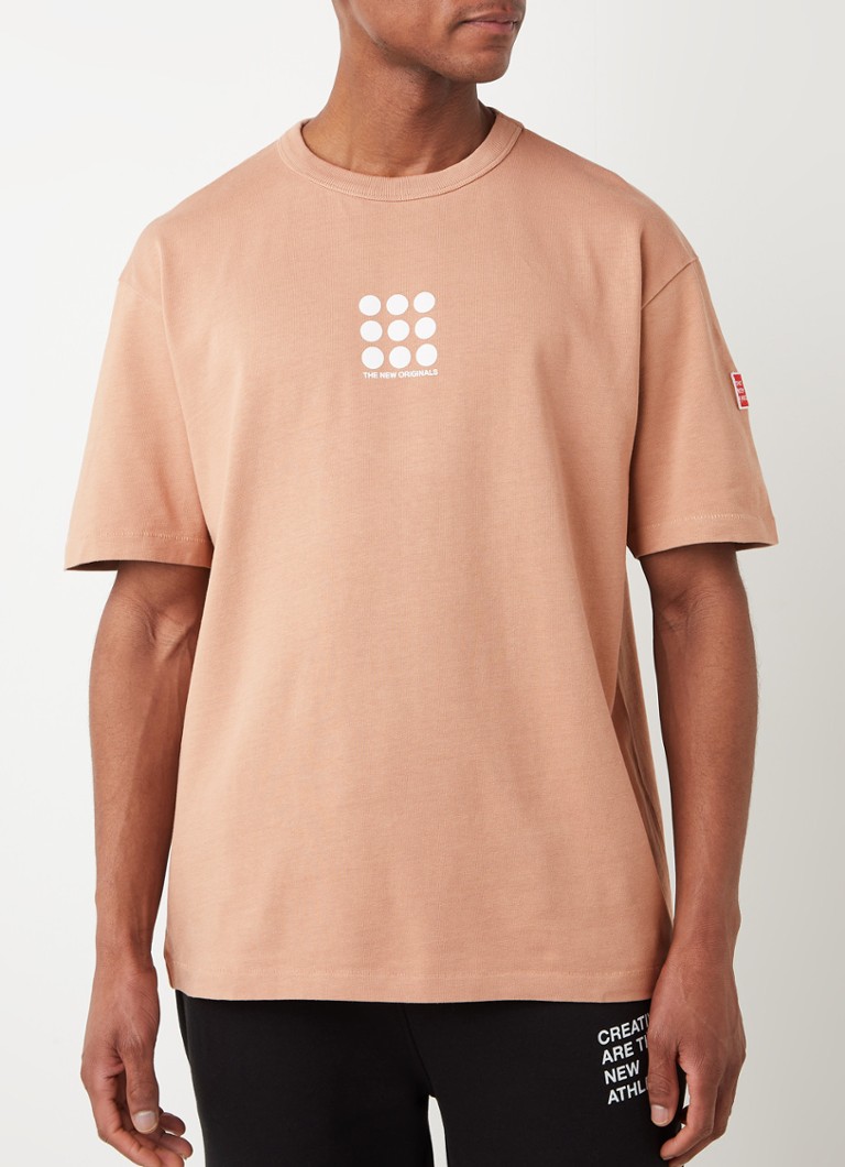 The New Originals - 9-Dots T-shirt van biologisch katoen met logoprint  - Lichtbruin