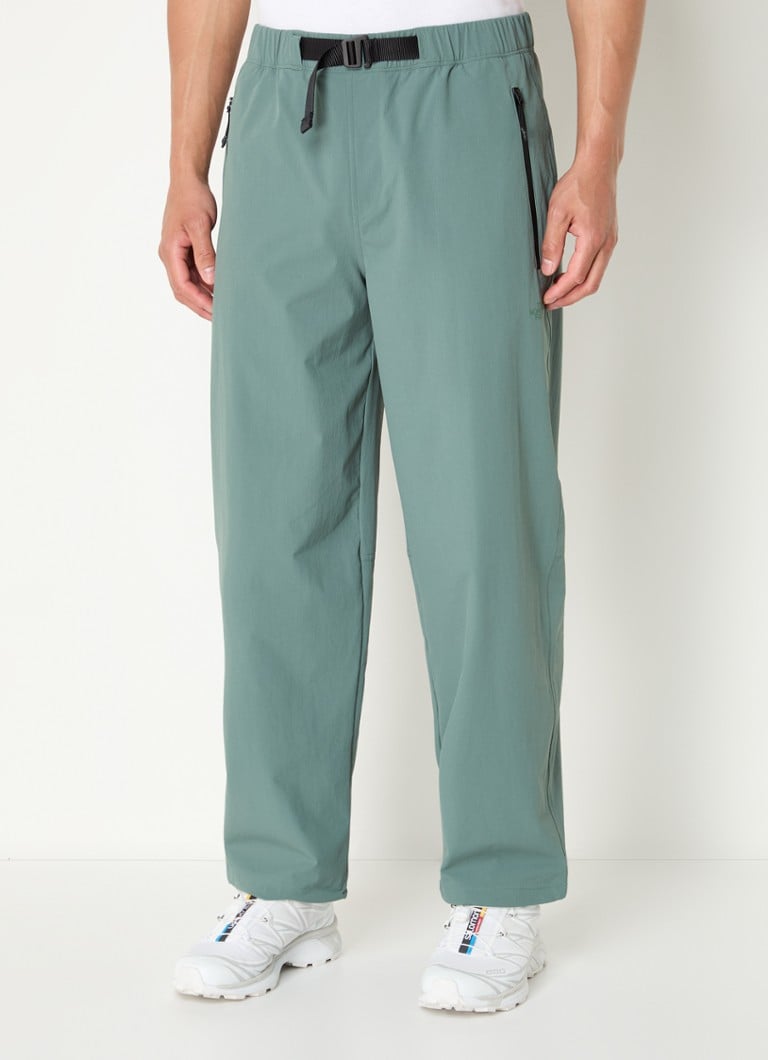 The North Face - Tapered fit trainingsbroek met ritszakken  - Groen