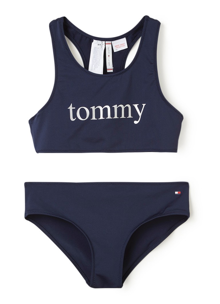 buitenaards wezen Schuine streep Tegenhanger Tommy Hilfiger Bralette bikini met logoprint • Donkerblauw • de Bijenkorf buitenaards wezen Schuine streep Tegenhanger Tommy Hilfiger Bralette bikini met logoprint • Donkerblauw • de Bijenkorf