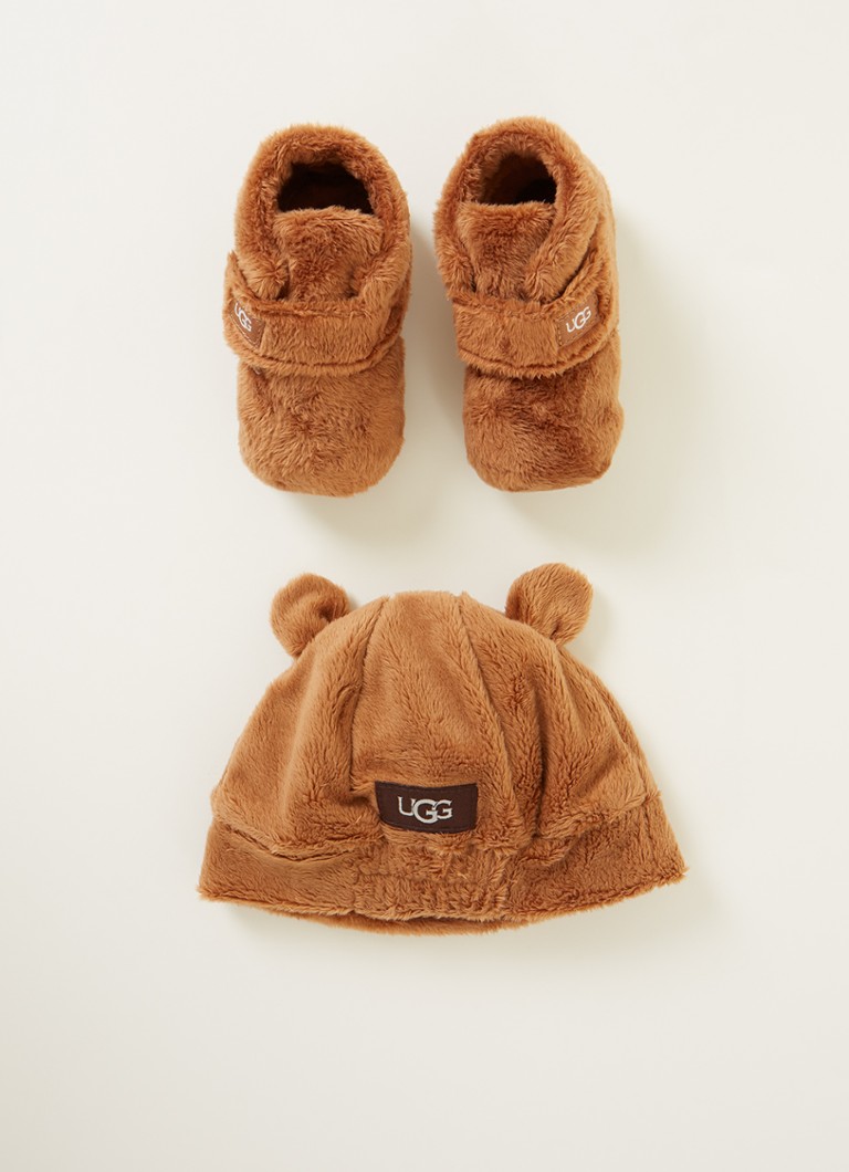 UGG babyslofjes en muts in giftbox • Kastanjebruin • de