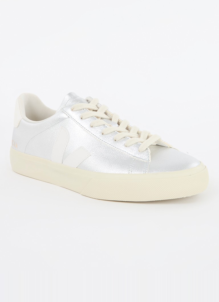 Veja - Campo sneaker van leer met metallic finish - Zilver