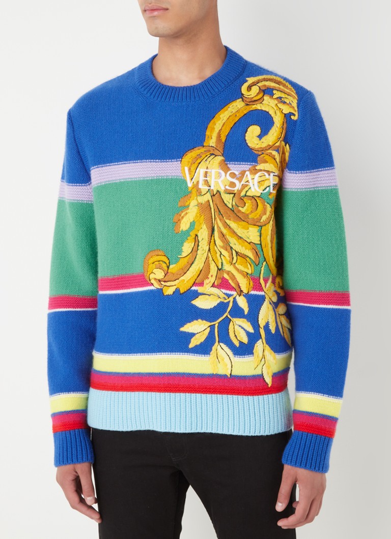 Postcode Aantrekkelijk zijn aantrekkelijk Tienerjaren Versace Grofgebreide trui in kasjmierblend met colourblocking • Kobaltblauw • de Bijenkorf Postcode Aantrekkelijk zijn aantrekkelijk Tienerjaren Versace Grofgebreide trui in kasjmierblend met colourblocking • Kobaltblauw • de Bijenkorf