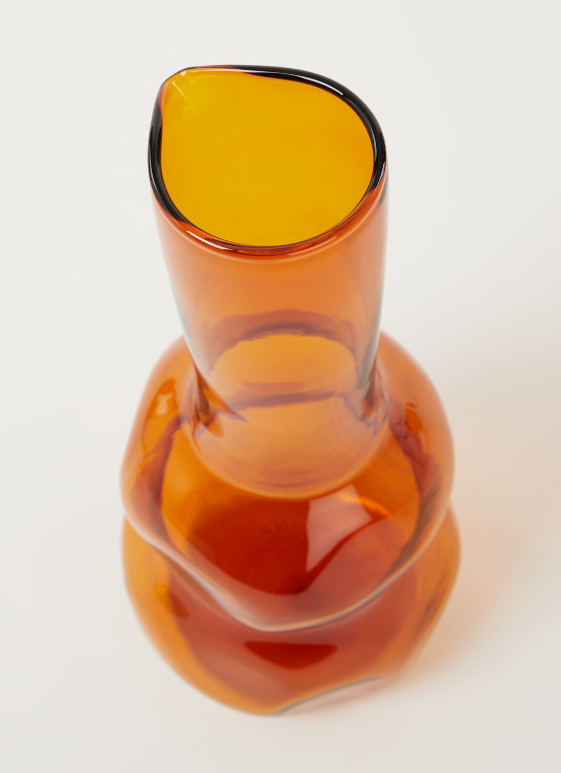 &Klevering Clay karaf 0,8 liter - detail 3 oranjebruin