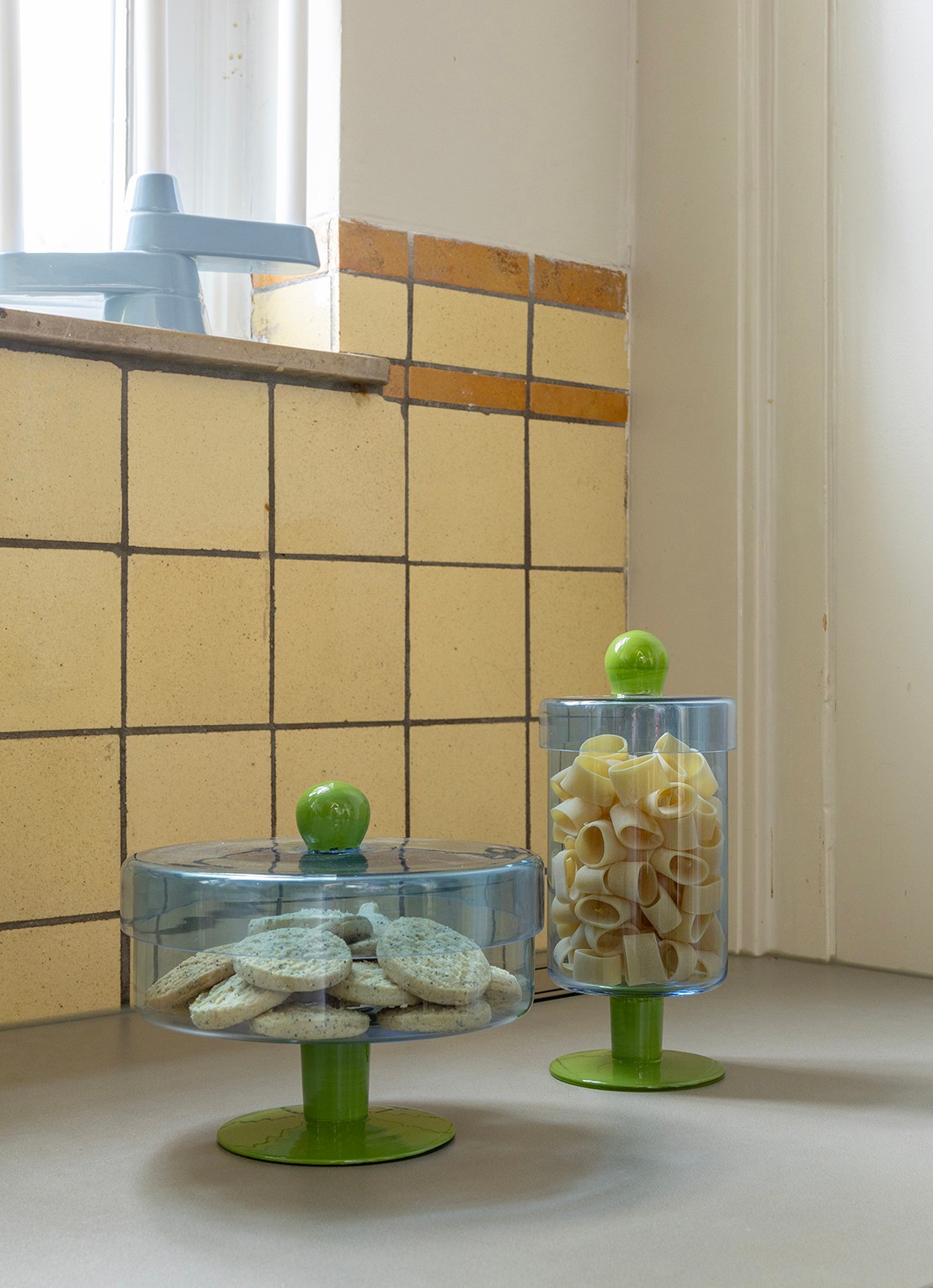 &Klevering Decoratieve voorraadpot duo - achterkant blauw