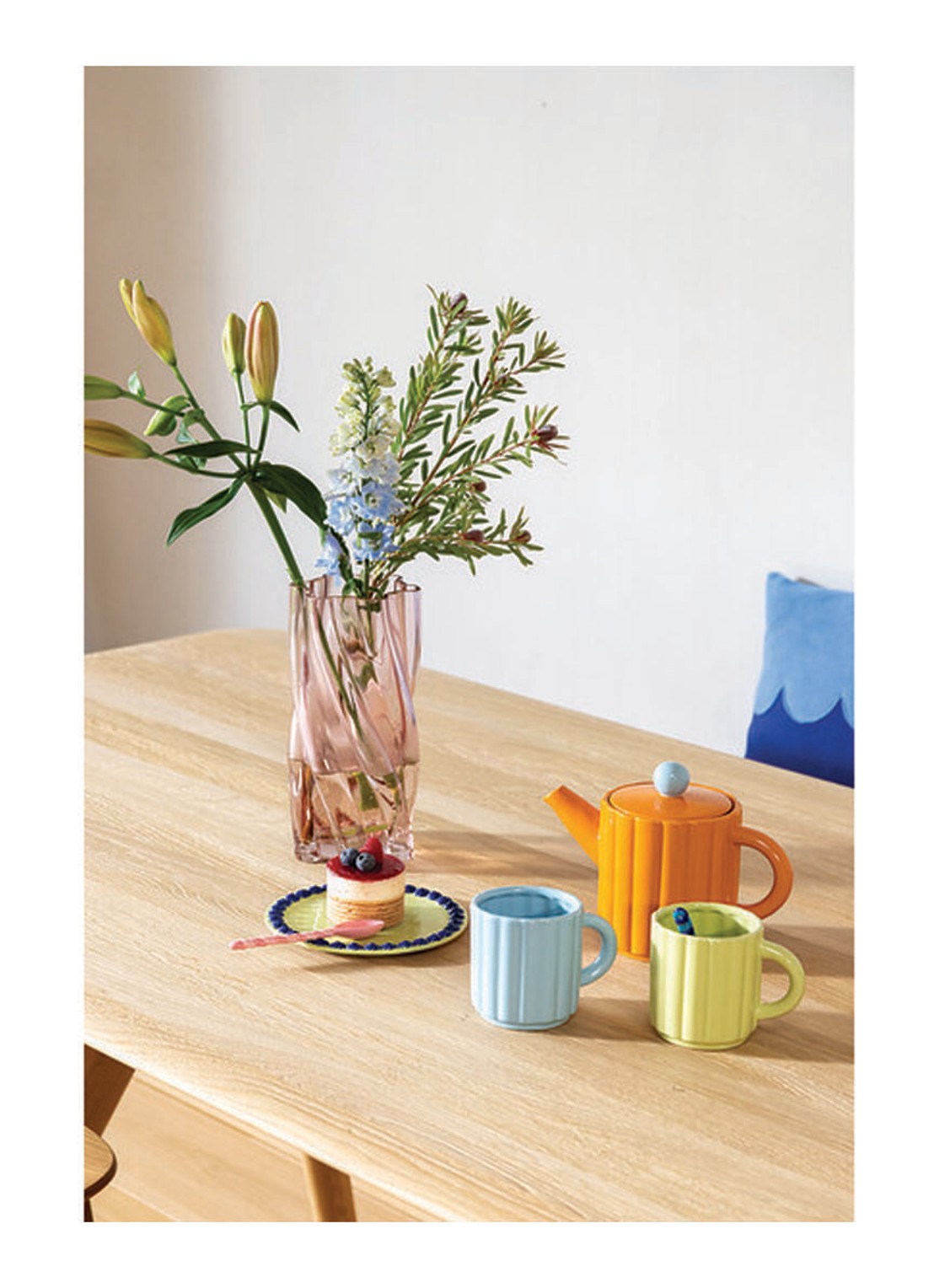 &Klevering Marshmallow vaas 25 cm - voorkant 2 lichtroze