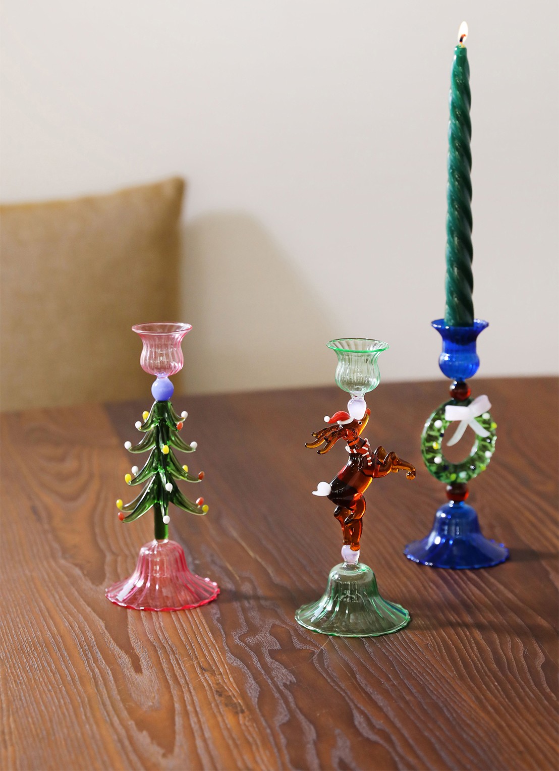 &Klevering Merry Reindeer kandelaar 19 cm - voorkant 2 bruin