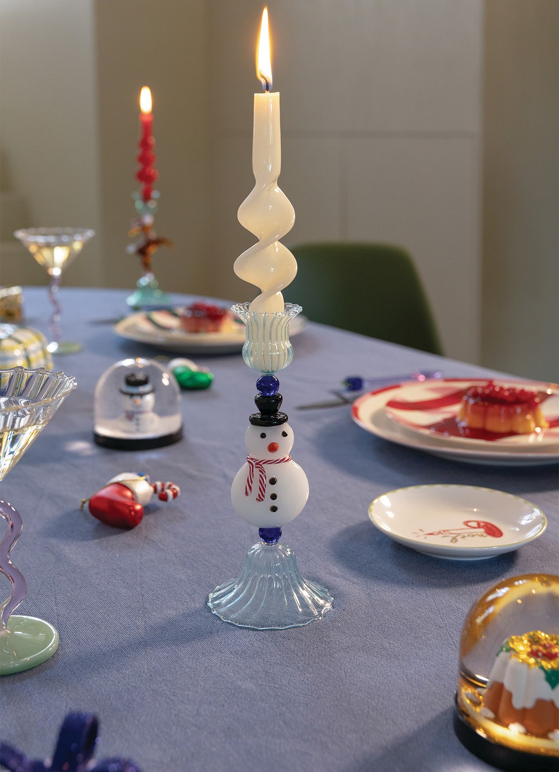 &Klevering Merry Snowman kandelaar 20 cm - voorkant 2 lichtblauw