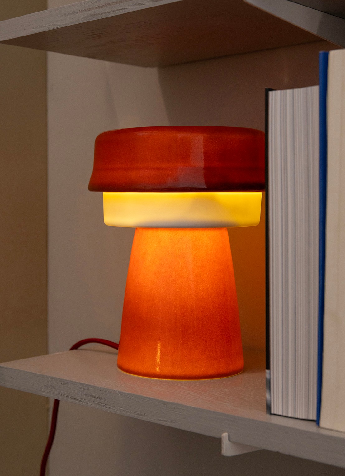 &Klevering Tafellamp met hoed 20 cm  - detail 3 rood
