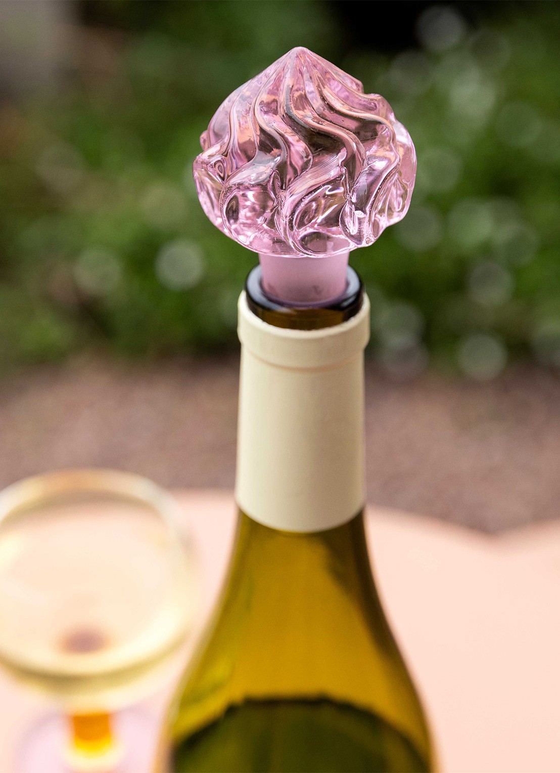 &Klevering Whip wijnstopper  - detail 4 roze