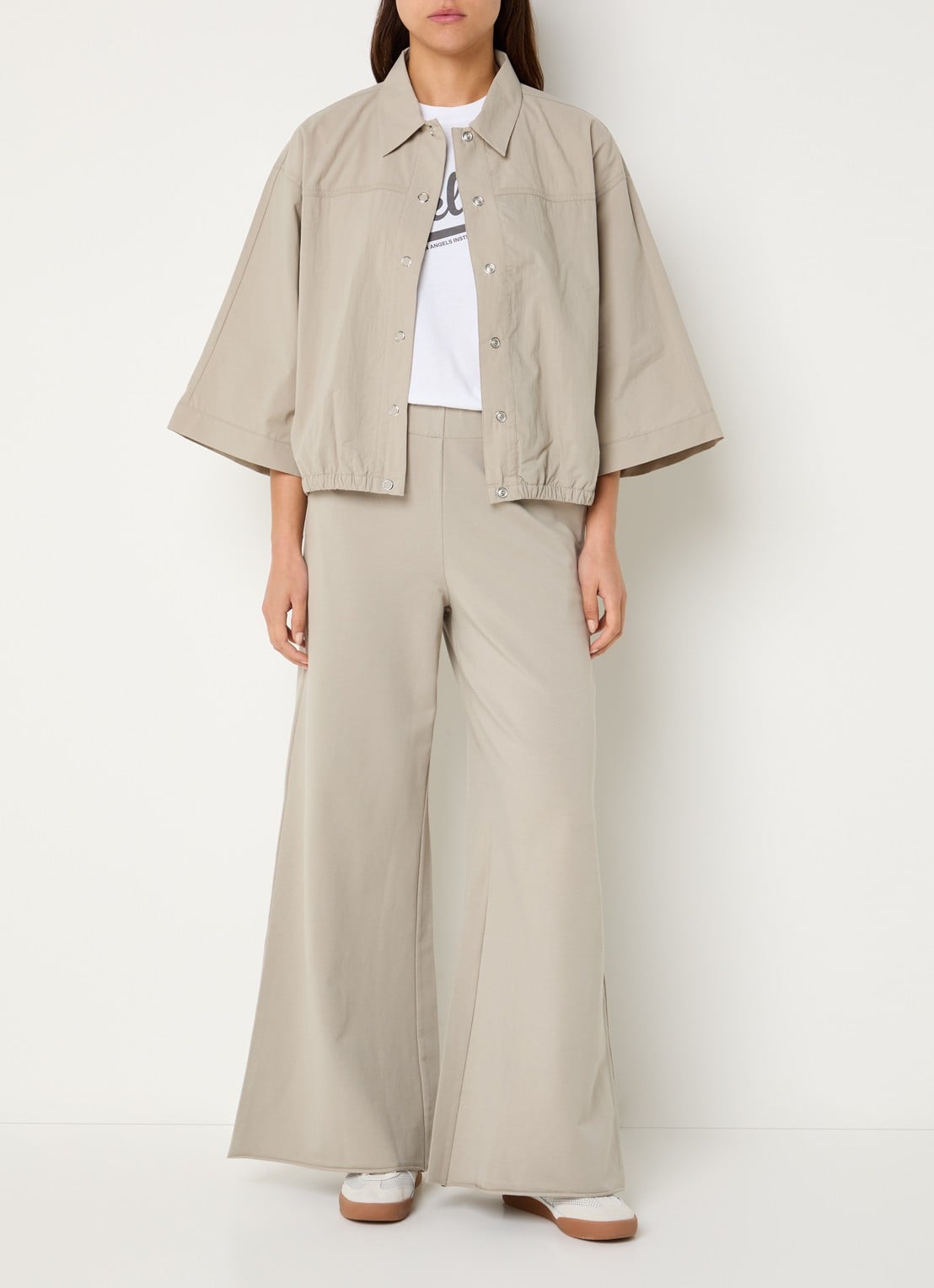 10DAYS Blouse met kraag - voorkant 3 beige