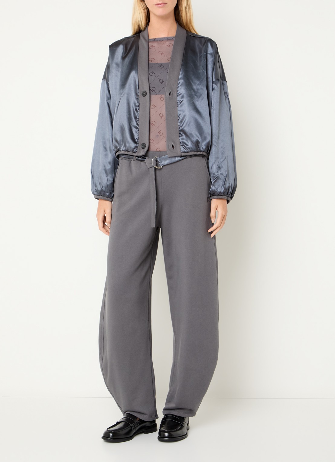 10DAYS Cropped vest met V-hals - voorkant 3 grijs