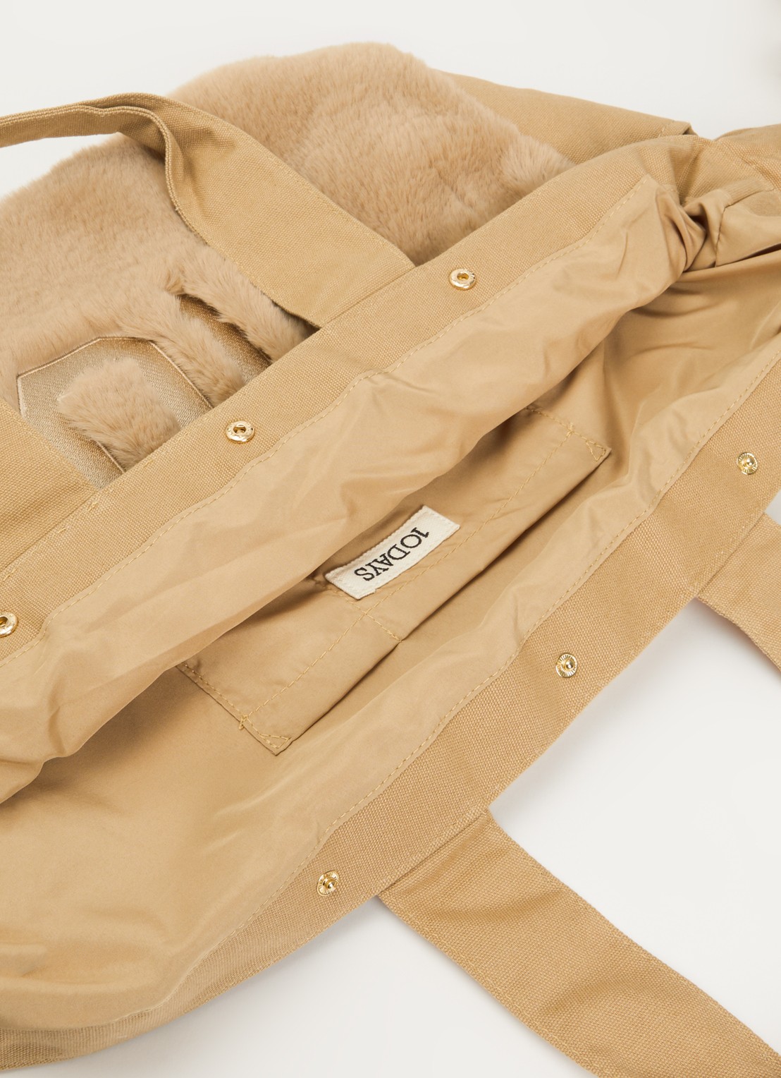 10DAYS Fluffy shopper met details van imitatiebont - detail 3 zand