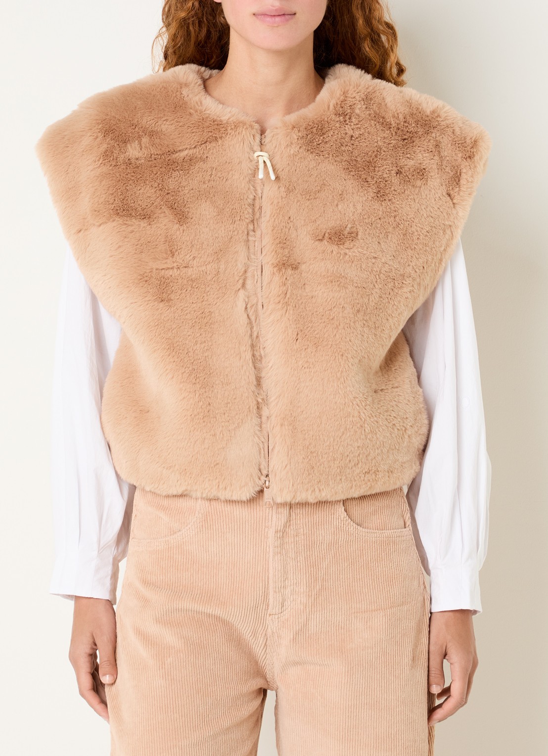 10DAYS Gilet van teddy met steekzakken - detail 4 beige