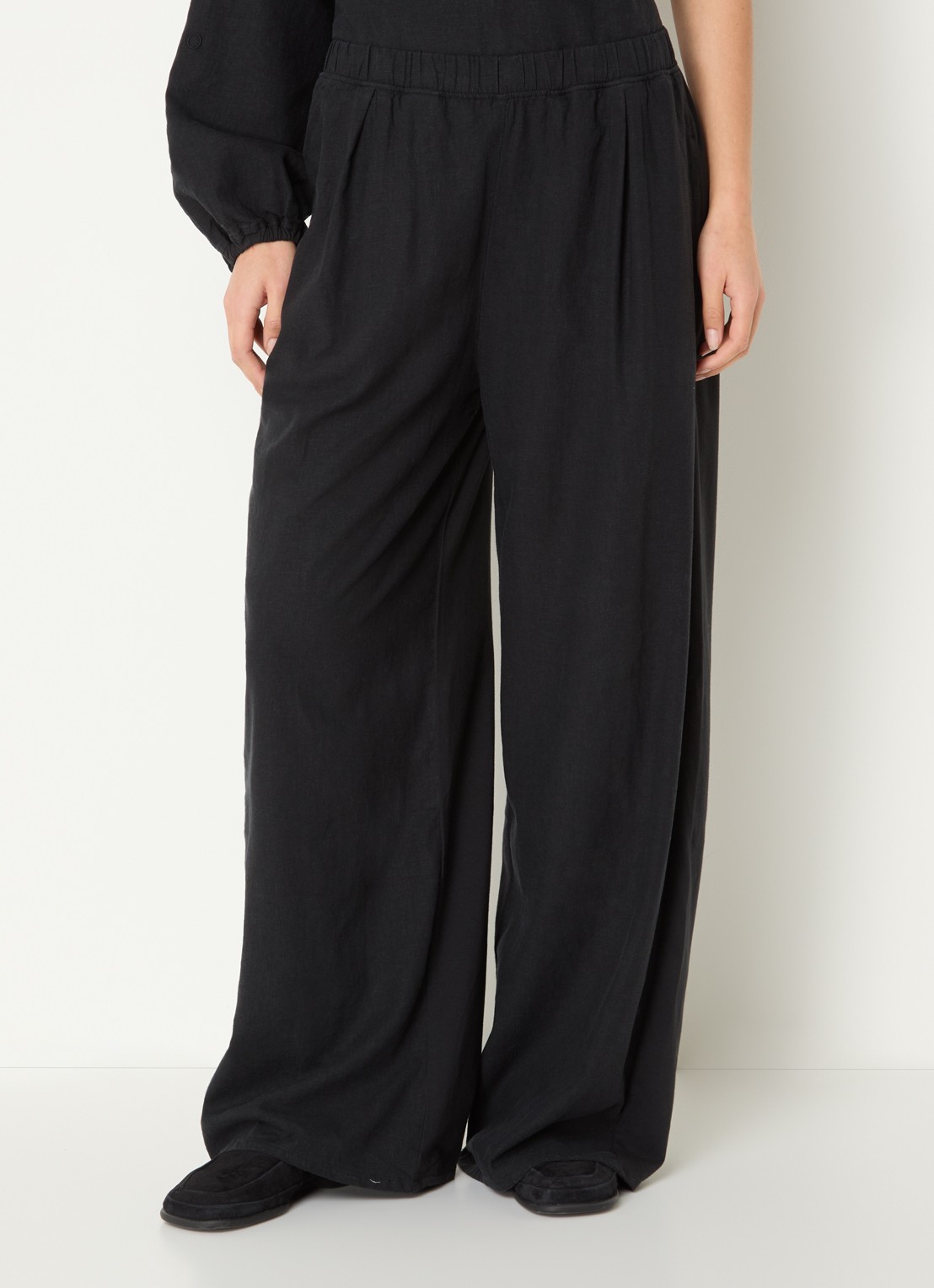 10DAYS High waist loose fit broek in linnenblend met steekzakken - detail 4 zwart