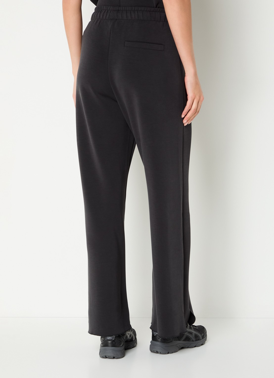 10DAYS High waist straight fit broek met steekzakken - achterkant 4 zwart