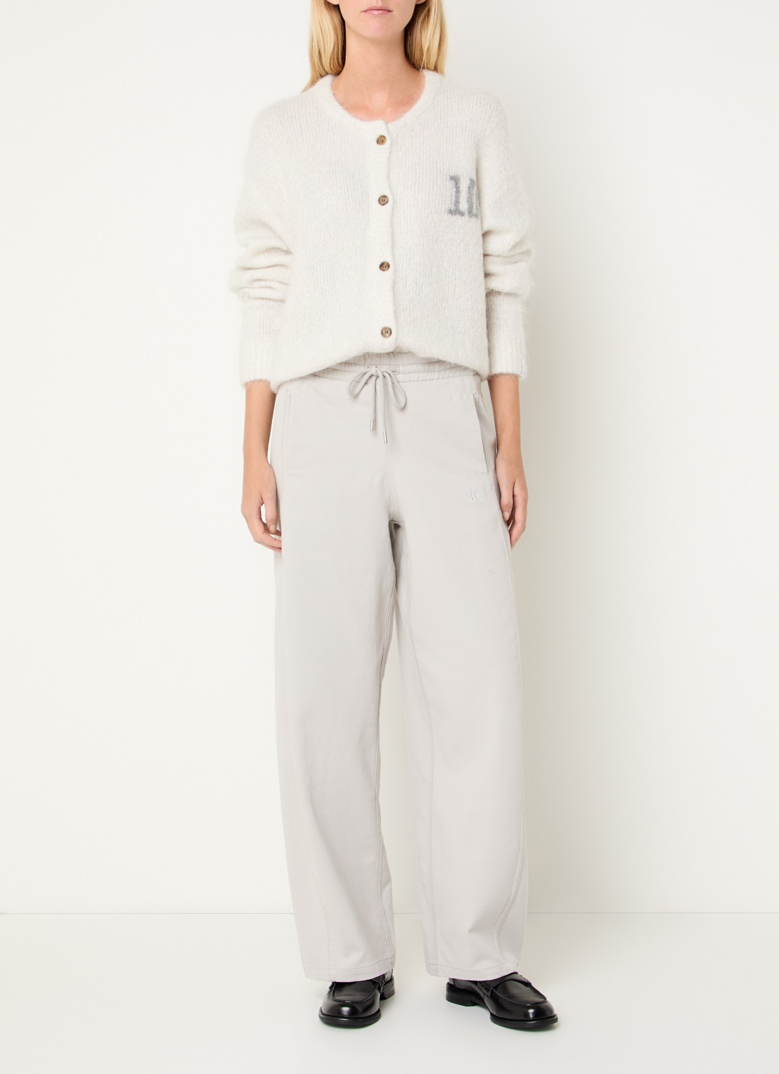 10DAYS High waist straight fit joggingbroek met steekzakken - voorkant 4 lichtgrijs
