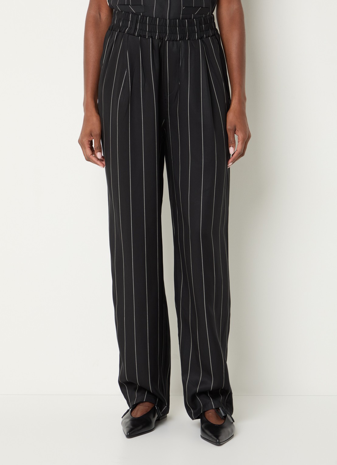 10DAYS High waist straight fit pantalon met krijtstreep - detail 4 zwart