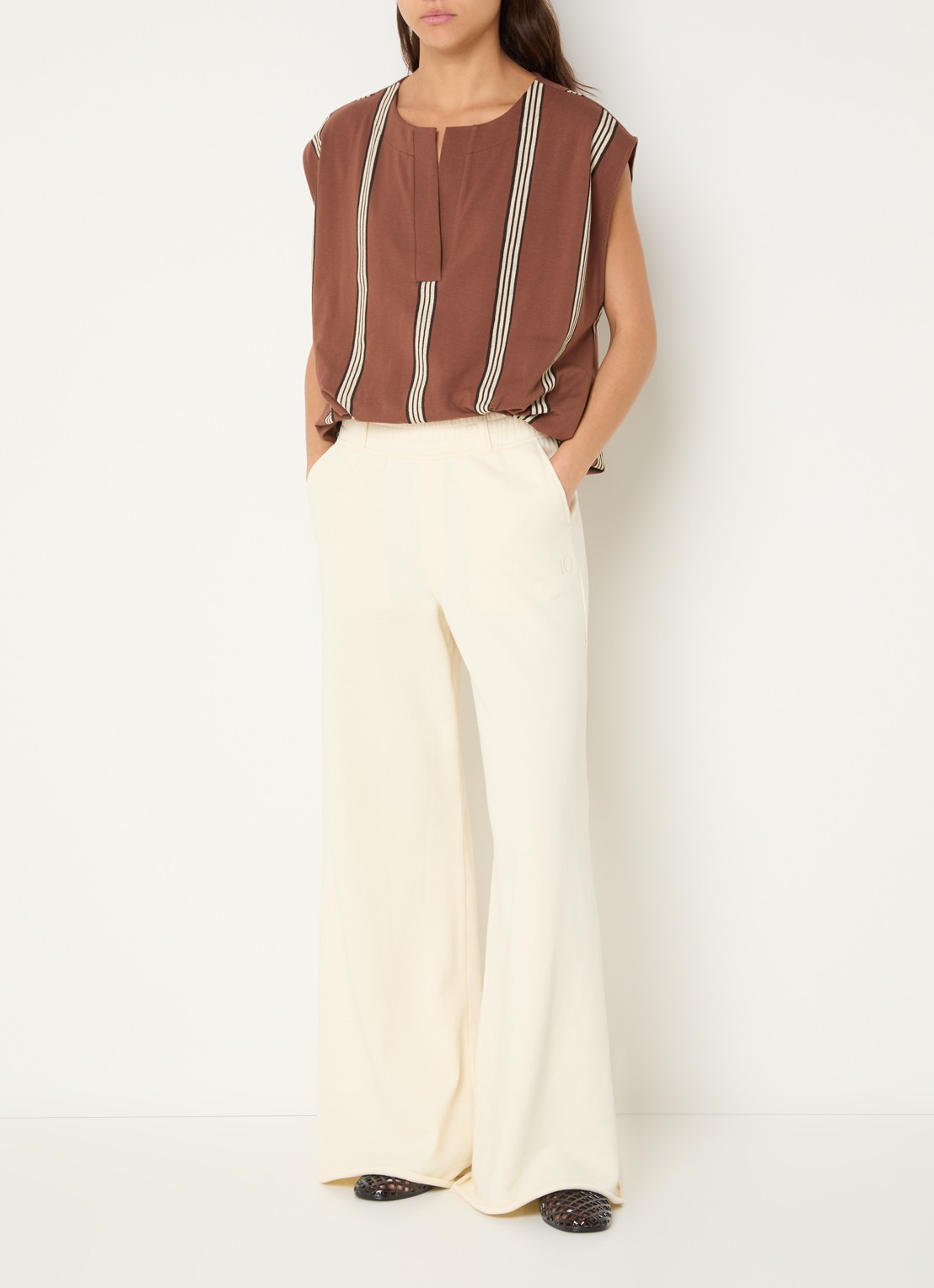 10DAYS High waist wide fit joggingbroek met steekzakken  - voorkant 2 creme