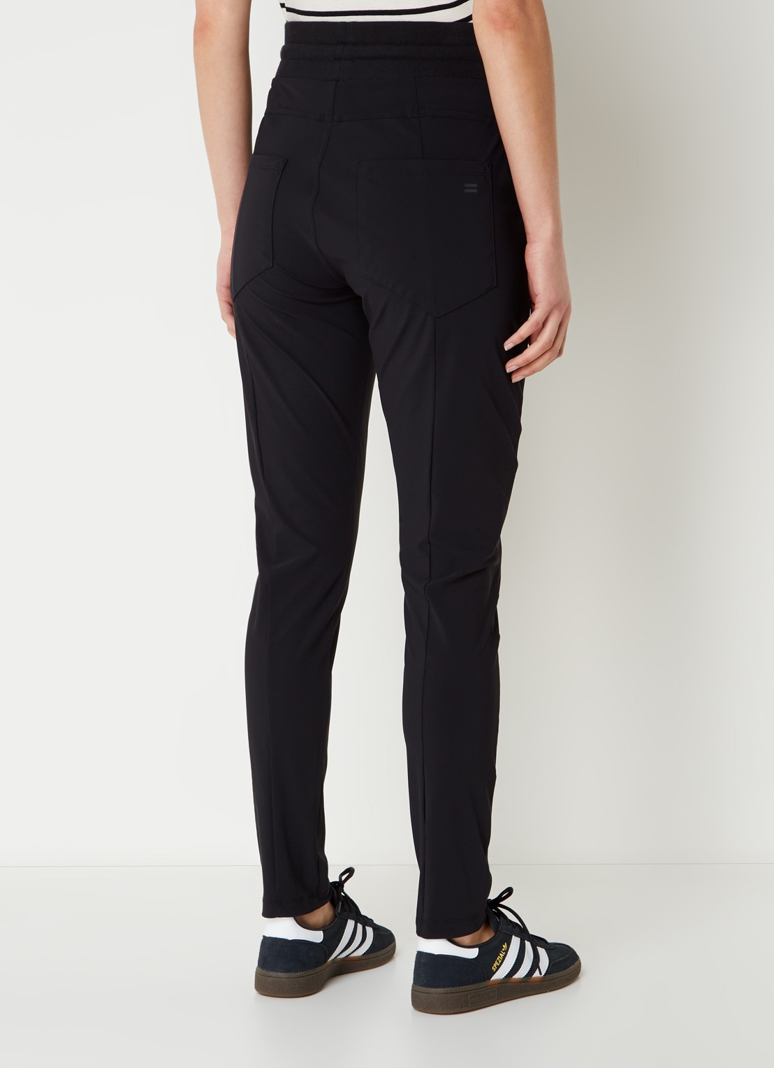 10DAYS Mid waist tapered fit joggingbroek met steekzakken - achterkant 4 zwart