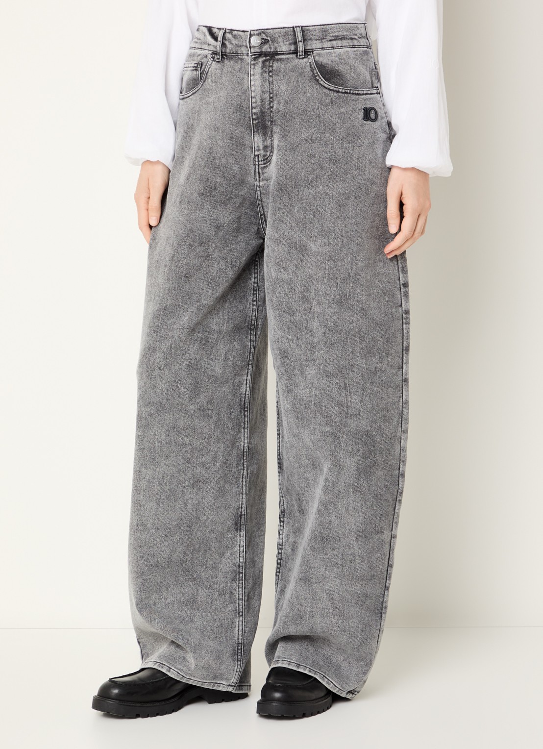 10DAYS Mid waist wide leg jogg jeans met verwassen afwerking - detail lichtgrijs