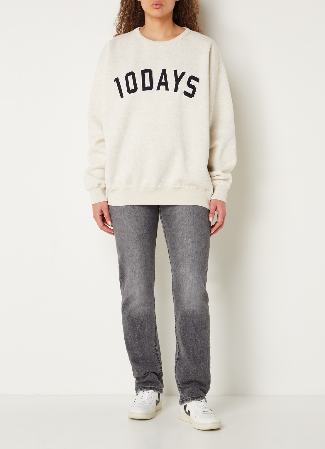 10DAYS Statement oversized sweater met logoborduring - voorkant 2 gebroken wit