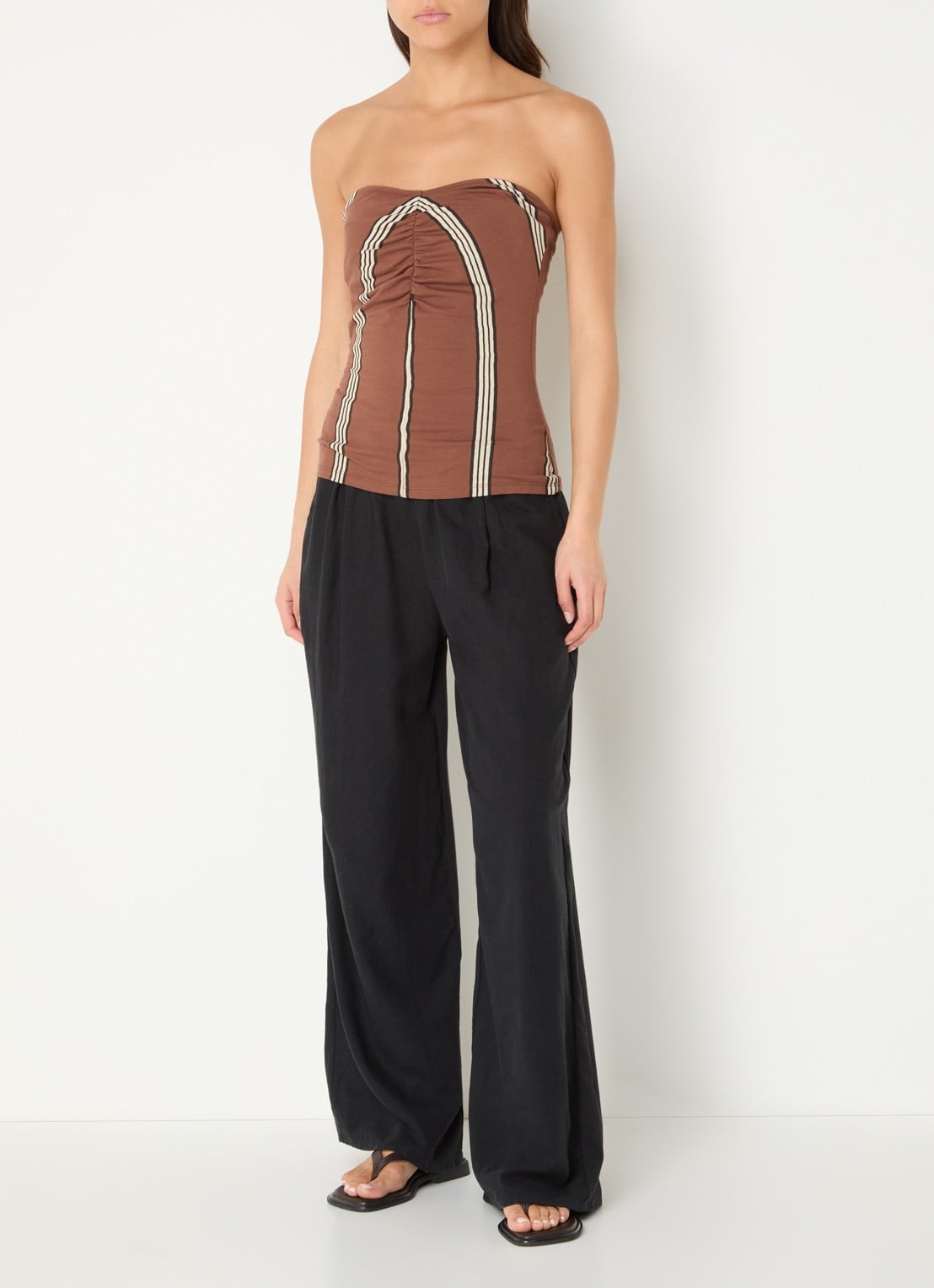 10DAYS Strapless top met streepprint - voorkant 3 bruin