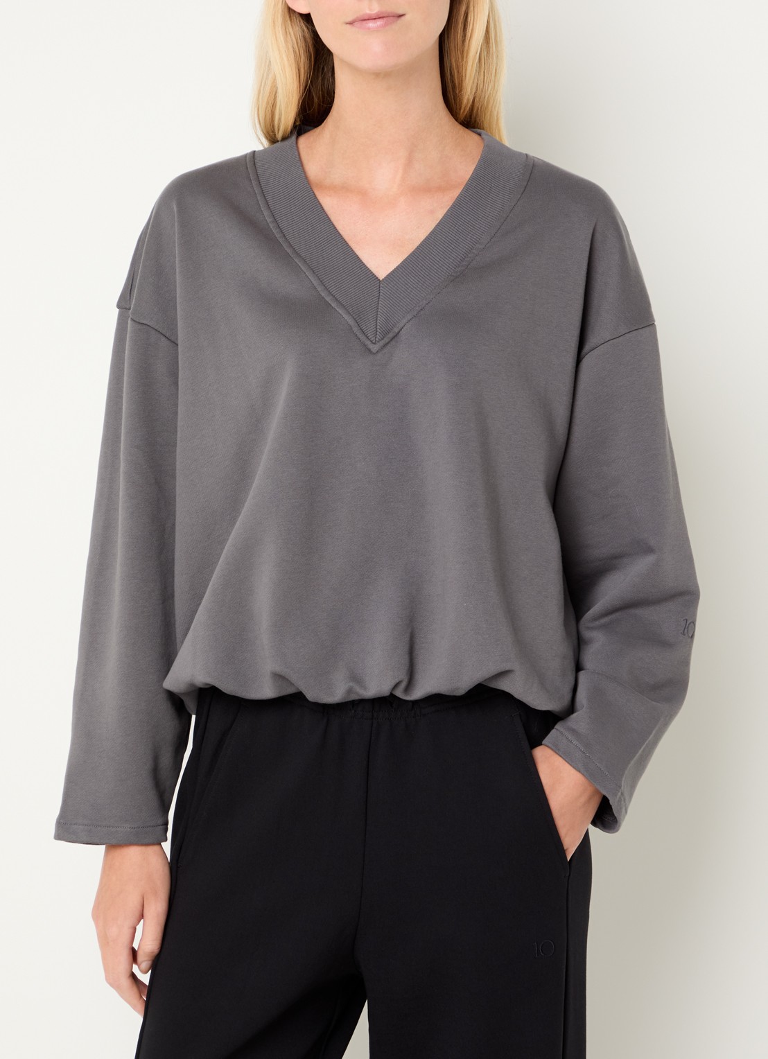 10DAYS Sweater met V-hals - achterkant 4 grijs