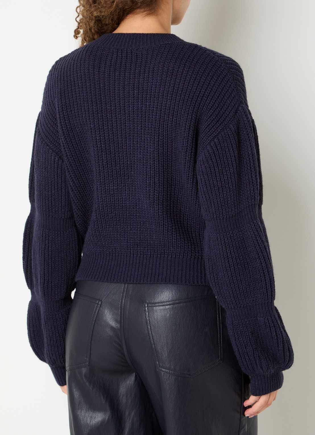 Aaiko Alor grofgebreide trui met cut-out detail - achterkant 2 donkerblauw