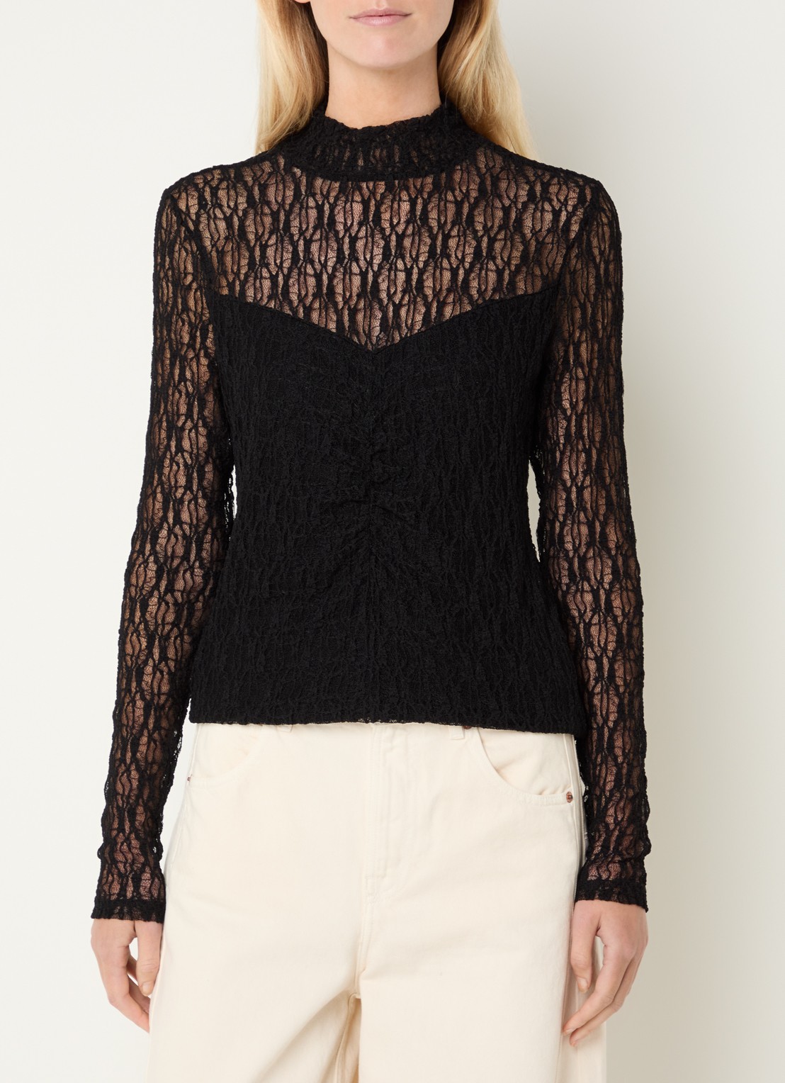 Aaiko Amy semi-transparante top met broderie - detail 4 zwart